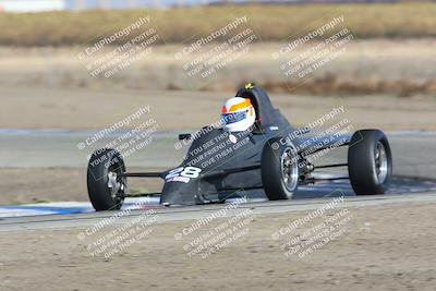 media/Nov-19-2022-CalClub SCCA (Sat) [[baae7b5f0c]]/Group 1/Race (Outside Grapevine)/